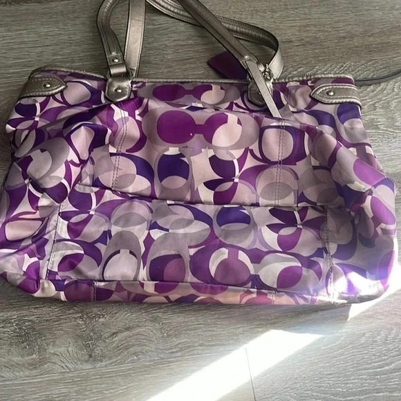 Coach F23939 Daisy Kaleidoscope Print Emma Tote Violet/Purple Multi Y2K - Picture 6 of 9